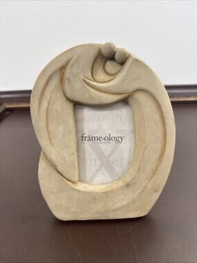 Frameology Picture Frame Abstract Family Sculpture 3x5 Picture New